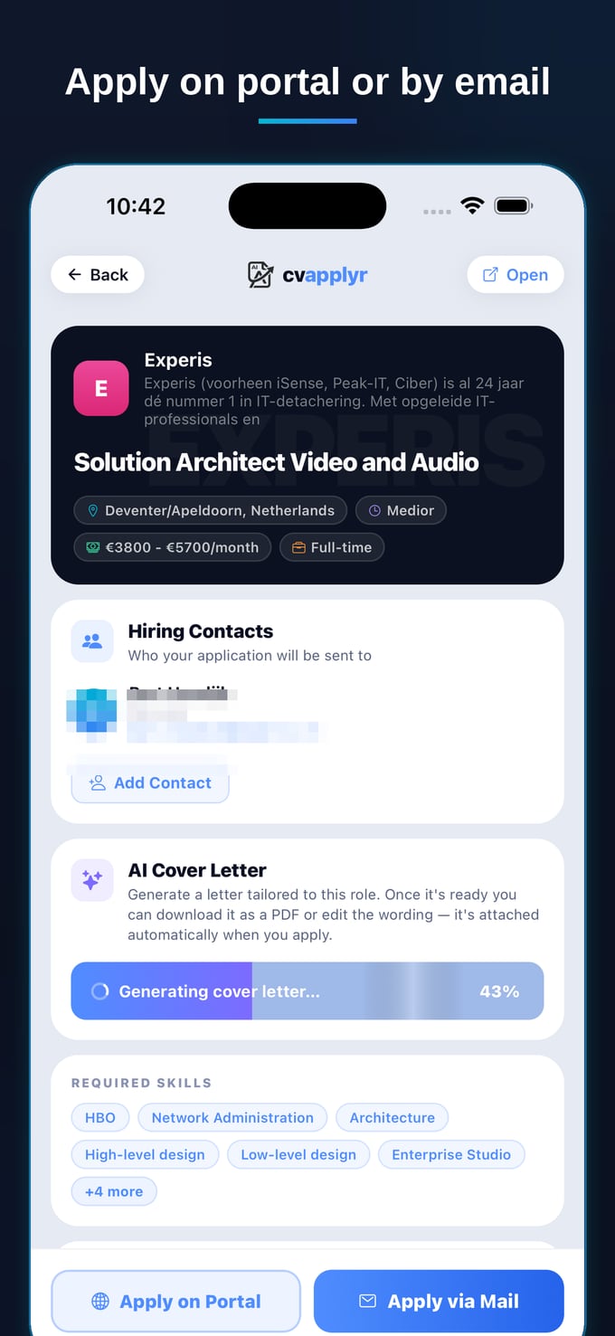 CVApplyr generating an AI cover letter for a specific role