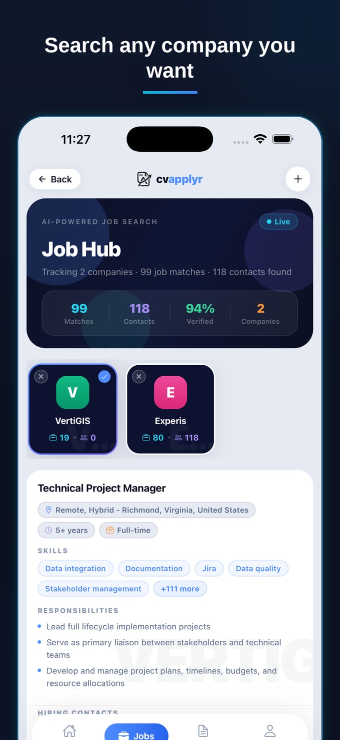 CVApplyr Job Hub tracking matched roles, contacts and status